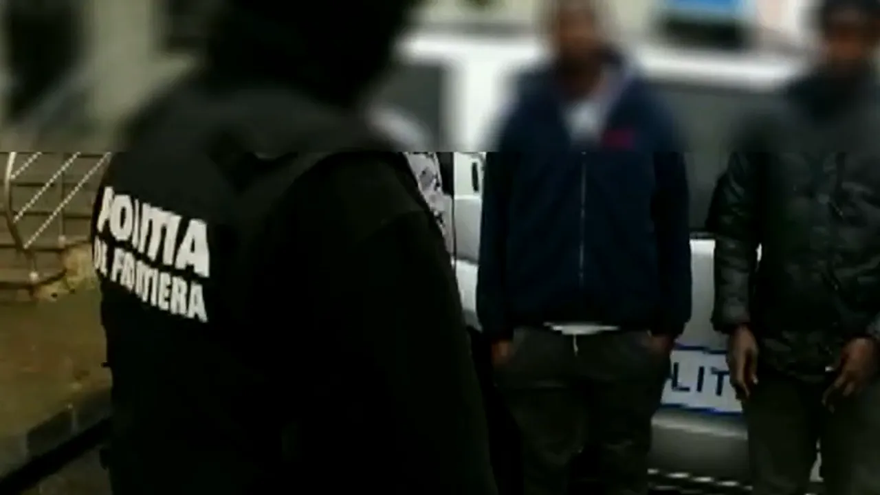 Trei cetăţeni din Senegal şi Gambia, prinşi după ce au trecut ilegal frontiera în ţară. VIDEO
