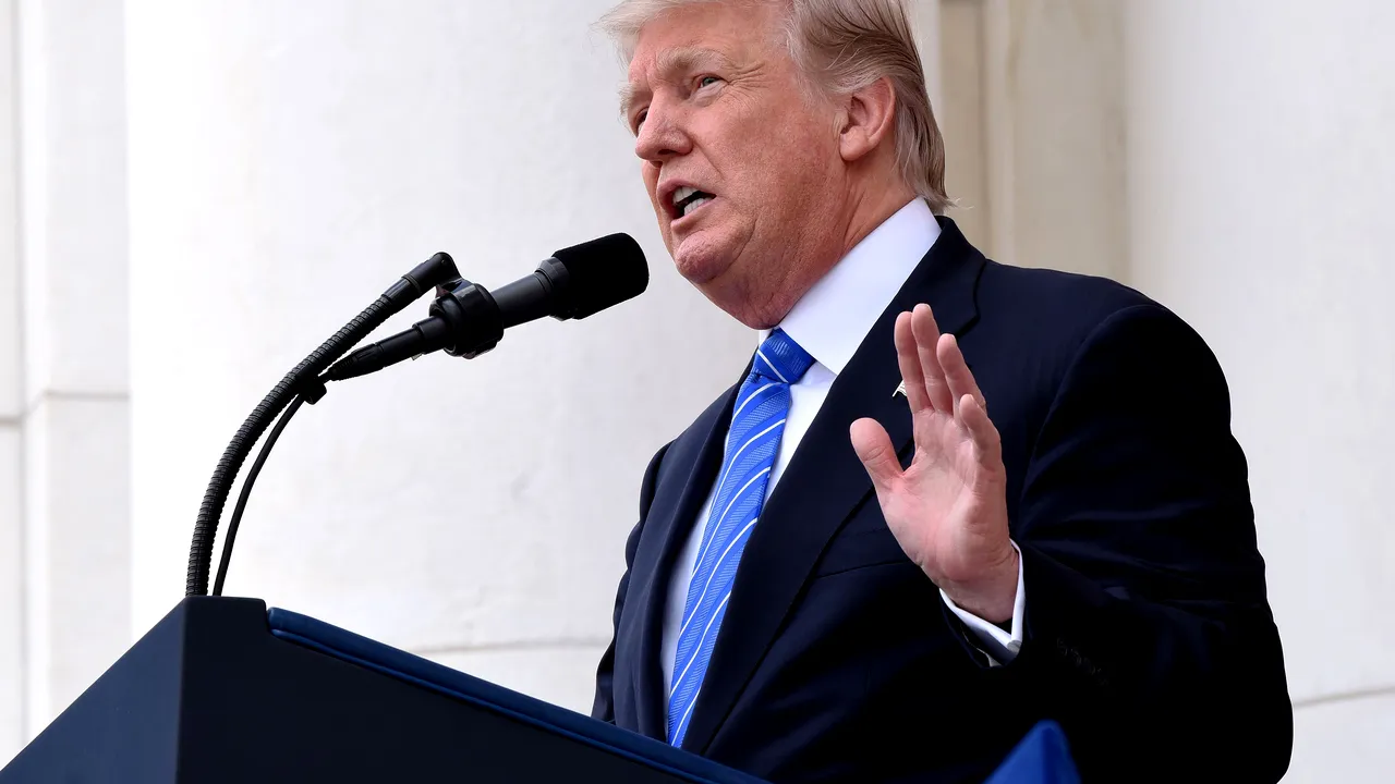Donald Trump va nominaliza la conducerea Rezervei Federale doi profesori conservatori care susţin dobânzi mai mari şi un dolar mai puternic