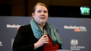 CONFERINŢA MEDIAFAX - Ambasada Marii Britanii: România este o oportunitate uriaşă pentru retailerii britanici care vor să vândă online