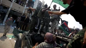 Un medic libian a văzut şi a fotografiat victimele unei execuţii în masă: Multe erau împuşcate în cap, dar aveau gloanţe peste tot