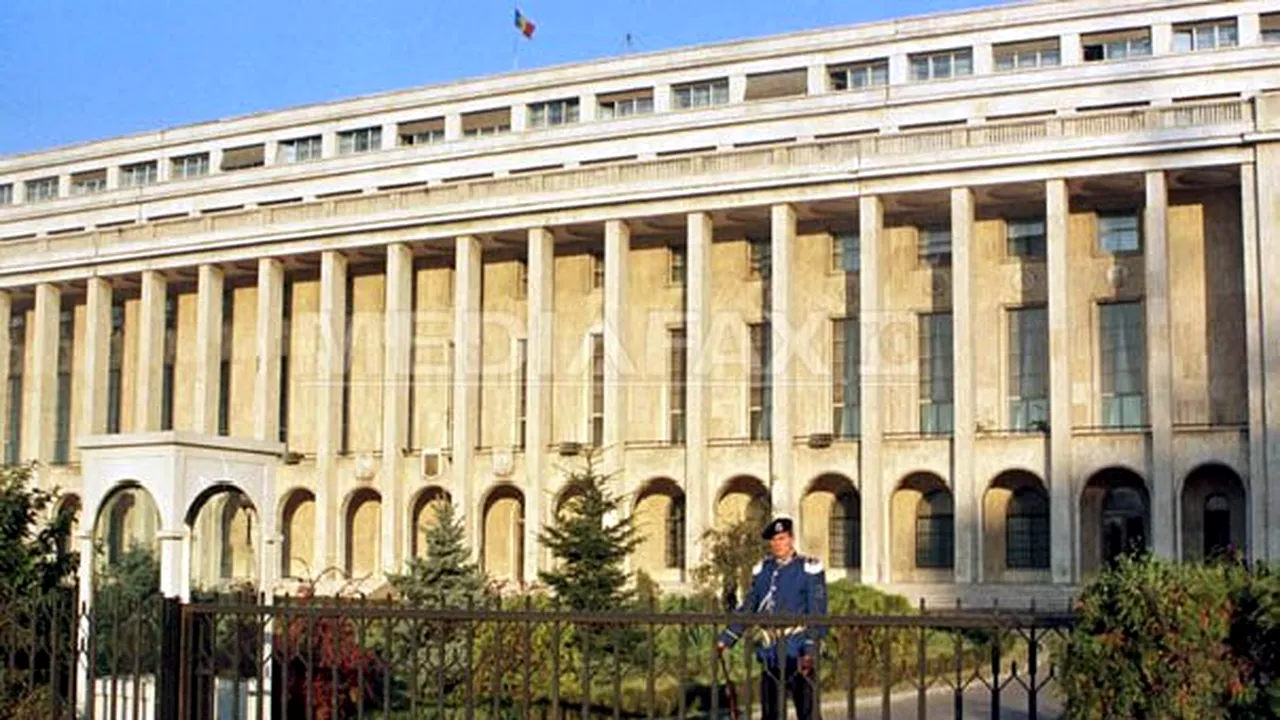 Prefecturile vor fi finanţate prin bugetul Ministerului Afacerilor Interne şi coordonate de premier
