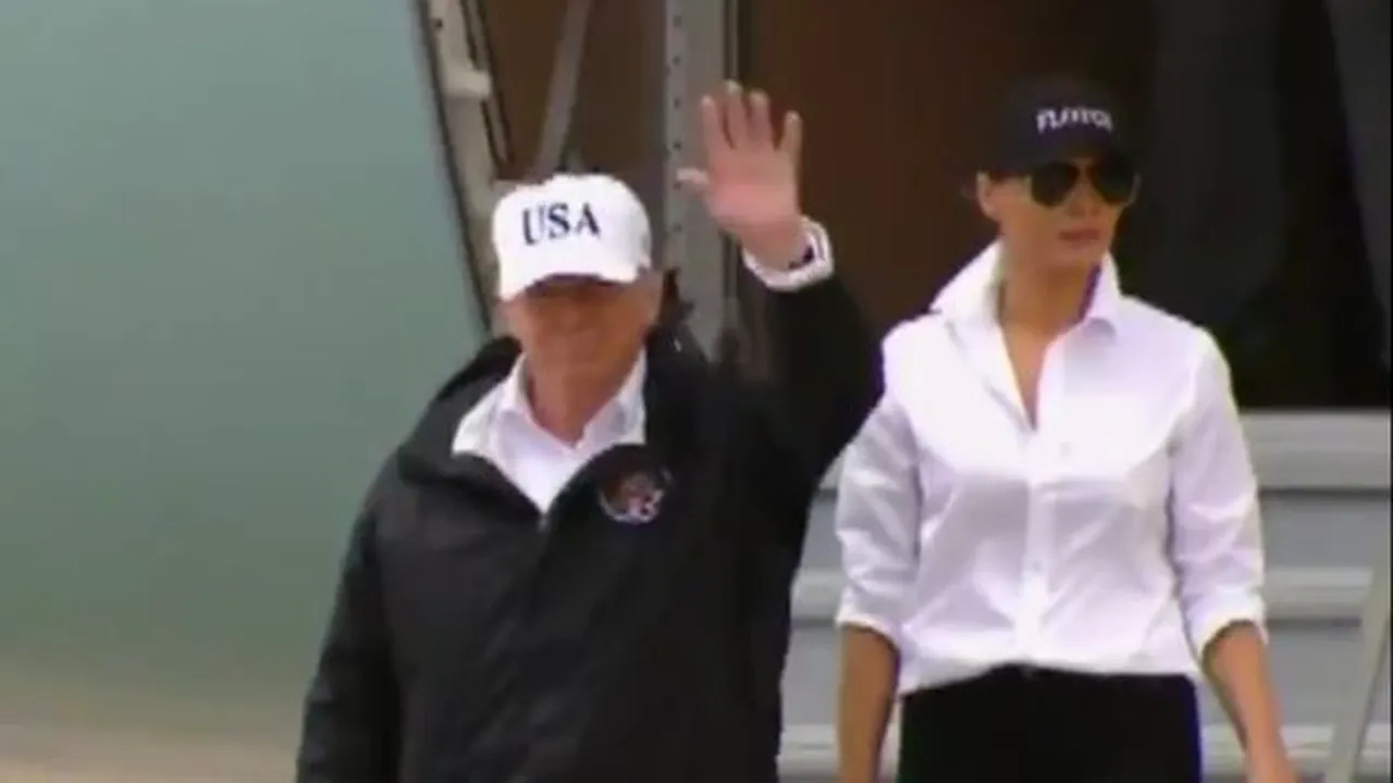 FOTO, VIDEO | Donald Trump a ajuns în statul Texas, devastat de Uraganul Harvey/ Bilanţul a ajuns la 14 morţi, iar aproximativ 30.000 de persoane sunt sinistrate