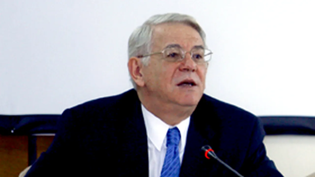 Meleşcanu spune că nu trimite lui Kovesi cererea lui Băsescu pentru că nu e însoţită de dosare