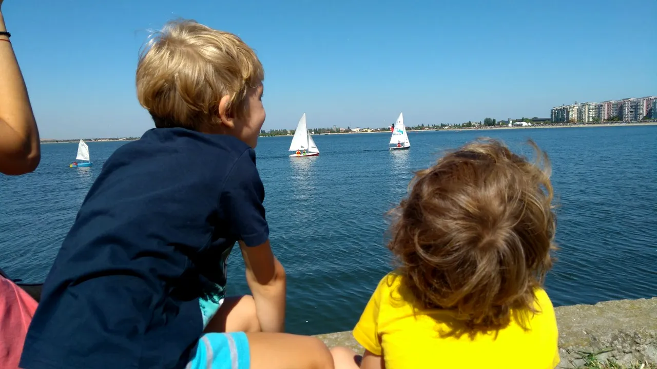 Podul de acces pe Insula „Lacul Morii” intră în reabilitare, iar administrarea va fi transferată către Primăria Sectorului 6