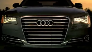 Audi ironizează Mercedes într-o reclamă! - VIDEO