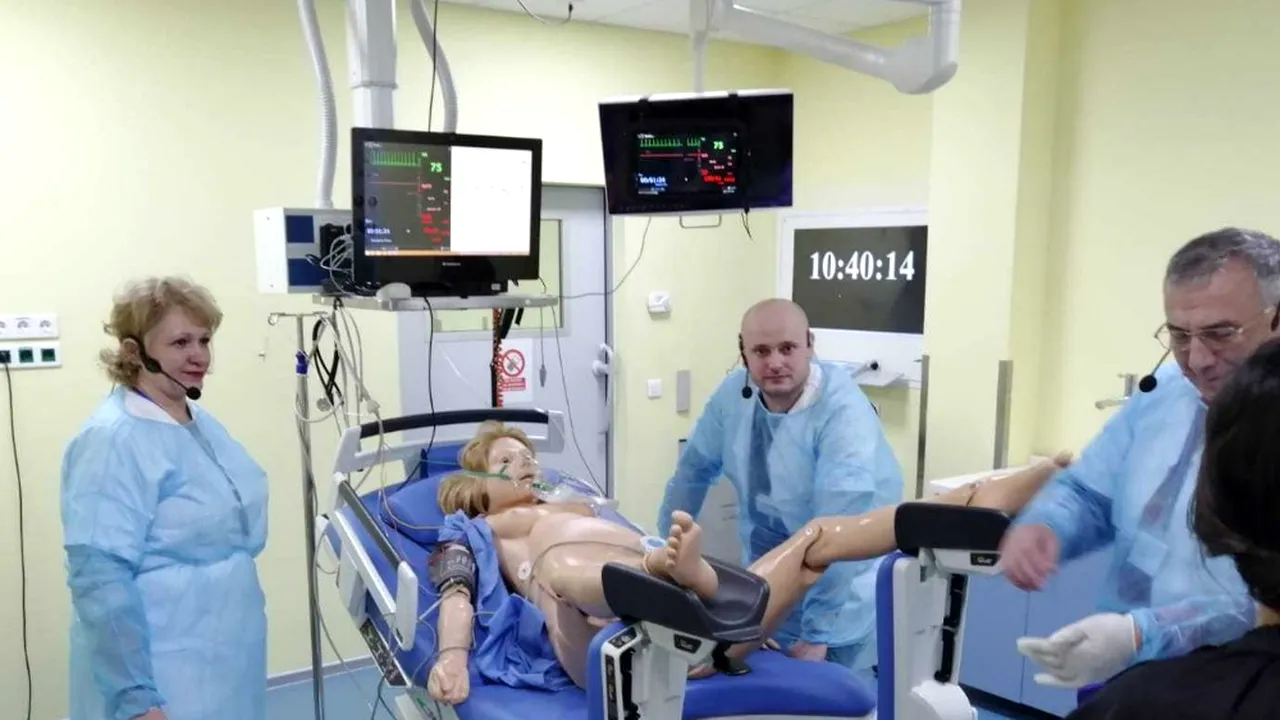 440 de medici şi moaşe din România şi-au îmbunătăţit nivelul de competenţe şi au primit manualul „Gestionarea marilor urgenţe obstetricale”