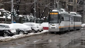 Primarul Capitalei vrea ca linia de tramvai să devină bandă unică şi pentru autobuze: Va crea posibilitatea să se circule civilizat