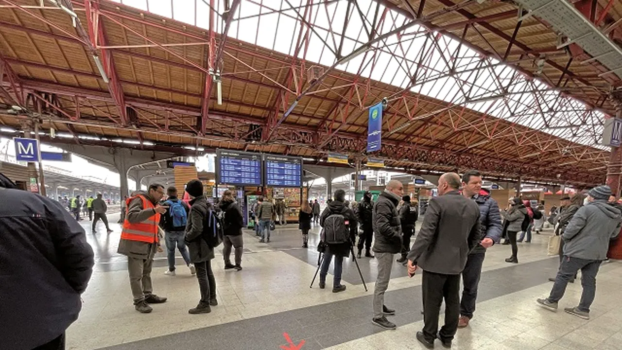 CFR anunţă că o femeie a murit în Gara de Nord