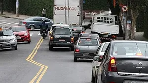 Marcajul care le dă bătaie de cap brazilienilor. Cum au reacţionat şoferii la invenţia din Sao Paolo şi motivul pentru care a fost introdusă - VIDEO 