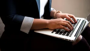 Un startup românesc a primit finanţări de peste 5 milioane de dolari în Statele Unite. Dezvoltă o tehnologie care recunoaşte oamenii în funcţie de modul în care tastează