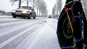 Se apropie 1 noiembrie. Ce trebuie să ştie şoferii despre cauciucurile de iarnă