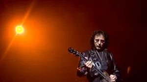 Tony Iommi, chitaristul trupei Black Sabbath, diagnosticat cu cancer limfatic
