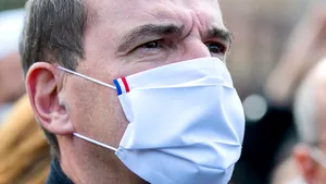 Jean Castex anunţă relaxarea unor restricţii antiepidemice în Franţa