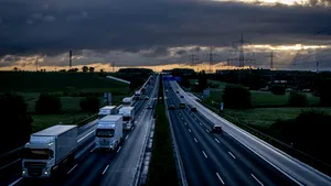 Restricţii de circulaţie pe Autostrada Bucureşti-Piteşti în noaptea de sâmbătă spre duminică. Se vor efectua lucrări de mentenanţă