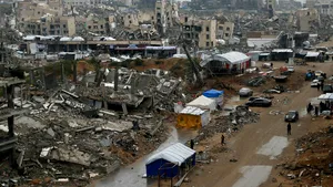 Franța condamnă atacurile Israelului asupra Fâșiei Gaza și cere încetarea violenței