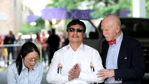 Disidentul Chen Guangcheng a ajuns în Statele Unite - VIDEO