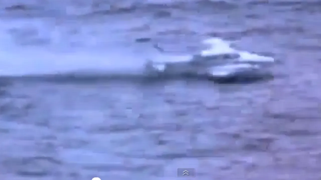 Un avion uşor care zbura necontrolat deasupra Golfului Mexic s-a prăbuşit. Pilotul părea să fie inconştient - VIDEO