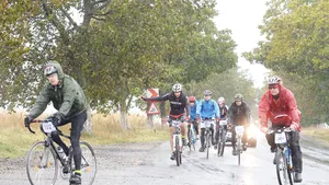Cu bicicleta la mare. Ultima baie, dar numai în ploaie