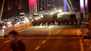 Lovitură de stat eşuată în Turcia. 265 de persoane au murit în confruntări militare. Şeful Statului Major al Armatei a fost înlocuit, iar operaţiunile la sediul Statului Major al armatei turce s-au încheiat - FOTO, VIDEO