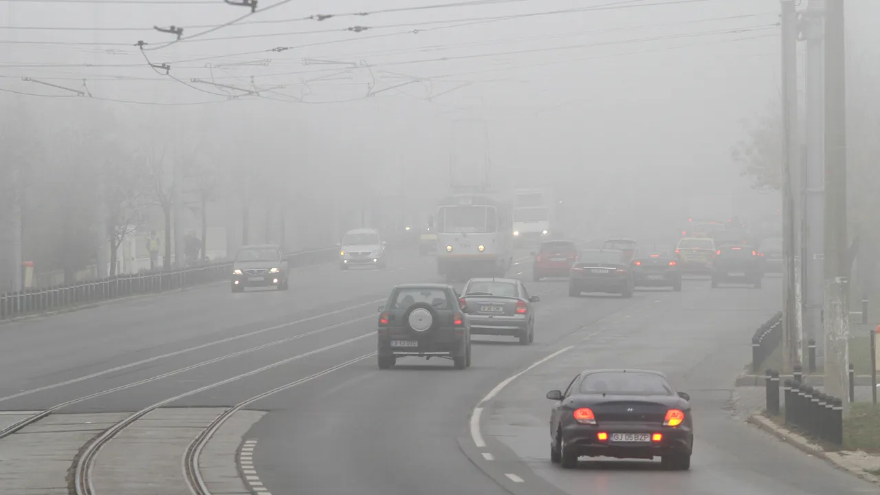 Ninsoare pe autostrada A2 Bucureşti-Constanţa. Trafic alternativ pe DN 15C, judeţul Neamţ