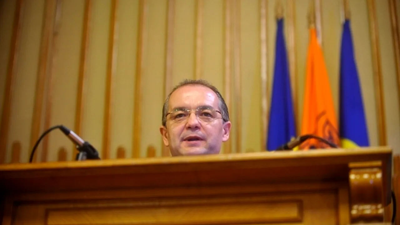 Boc: Prin dispariţia unei Camere se vor face economii de ordinul milioanelor de euro anual