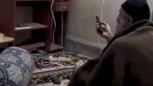 Osama ben Laden era deja împuşcat în cap când militari Navy SEAL au intrat în camera sa