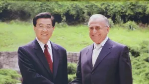După Rusia și China transmite condoleanțe poporului român: „A fost un lider important al României și un vechi prieten al poporului chinez”