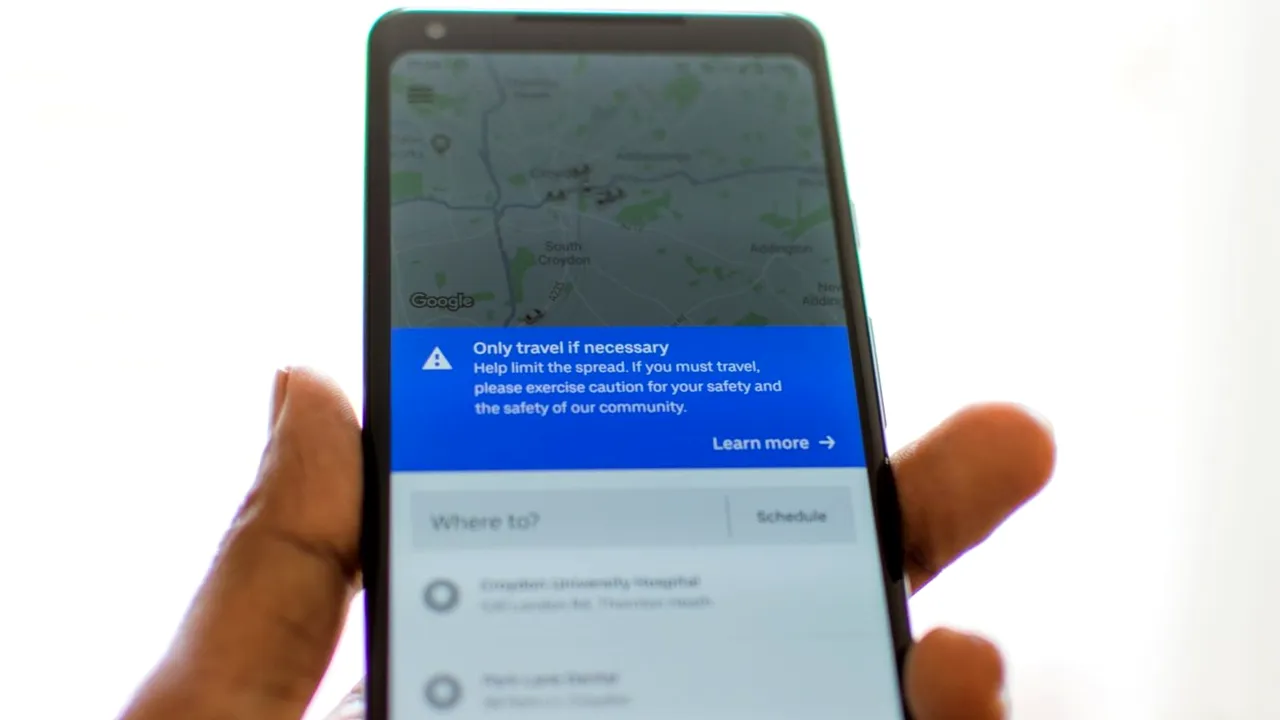 O instanţă din California a decis ca şoferii Uber să fie declaraţi angajaţi, nu colaboratori