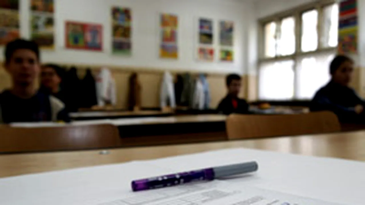 Peste 45.000 de candidaţi, la sesiunea specială a Testelor Naţionale
