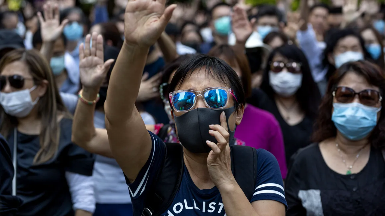 Două regiuni, aceeaşi cauză. Protestatarii din Hong Kong vor manifesta joi în semn de solidaritate cu Catalonia