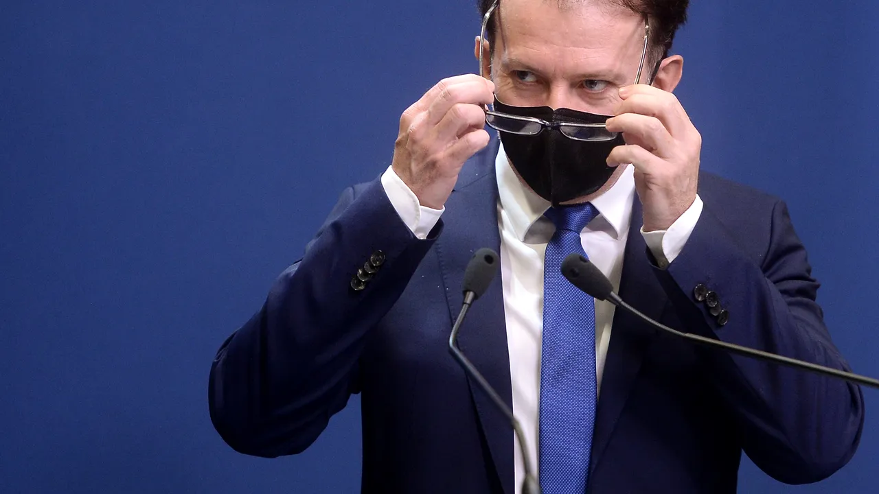 Guvernul ridică, astăzi, o parte din restricţiile din pandemia de Covid-19: masca pe stradă şi lockdown-ul de noapte