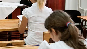 Mazăre: Boc a tăiat pe blat bursele elevilor