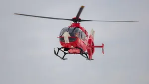 Două elicoptere cu pompieri s-au ciocnit în sudul Californiei. Trei persoane au murit