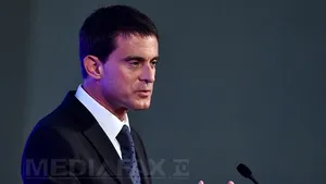 Franţa nu va primi mai mult de 30.000 de refugiaţi, anunţă Valls