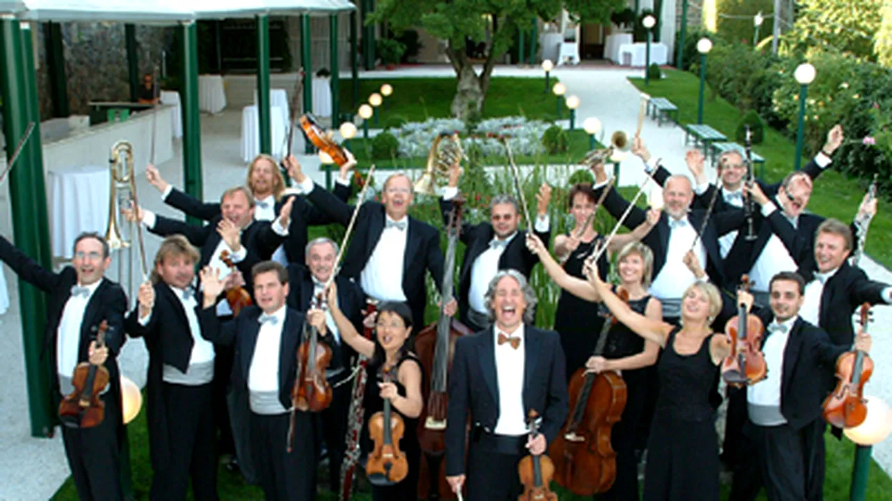 Johann Strauss Ensemble va susţine două concerte 
