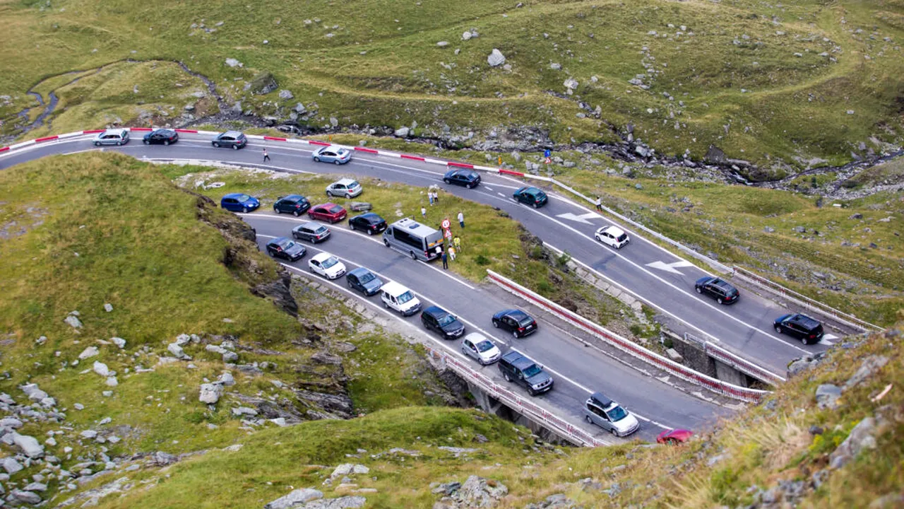 Transfăgărășanul și DN1, lovite de restricții în plin sezon turistic. Trafic închis pentru Turul Ciclist al Sibiului și Romanian Tour 2