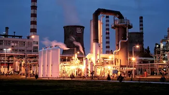 Breaking News Lukoil ia în calcul intrarea în insolvență a Rafinăriei Petrotel. Care sunt argumentele și scopul declanșării procedurii – Nota internă a companiei / SURSE EXCLUSIVE
