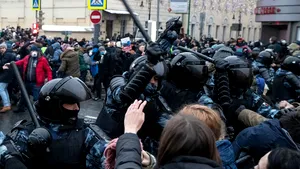Peste 340 de persoane au fost arestate în Rusia la manifestările de comemorare a lui Navalnîi