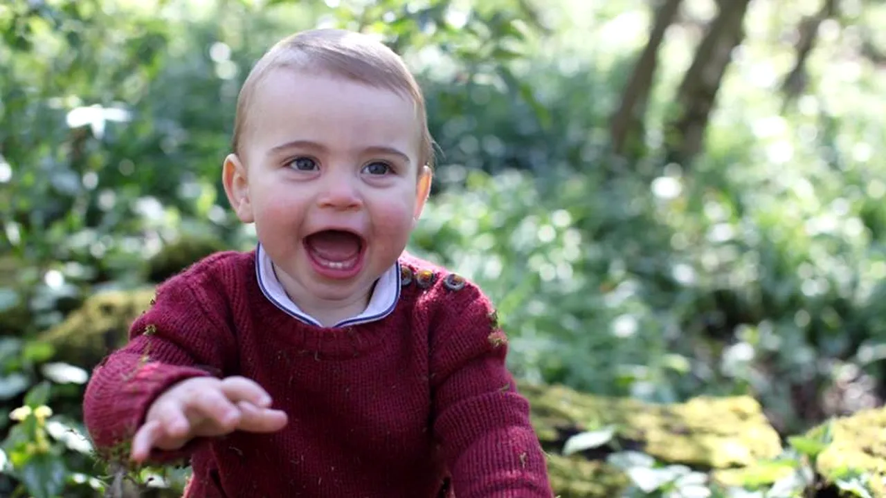 Prinţul Louis al Marii Britanii a împlinit 1 an. Aniversarea, marcată printr-o serie de fotografii | FOTO
