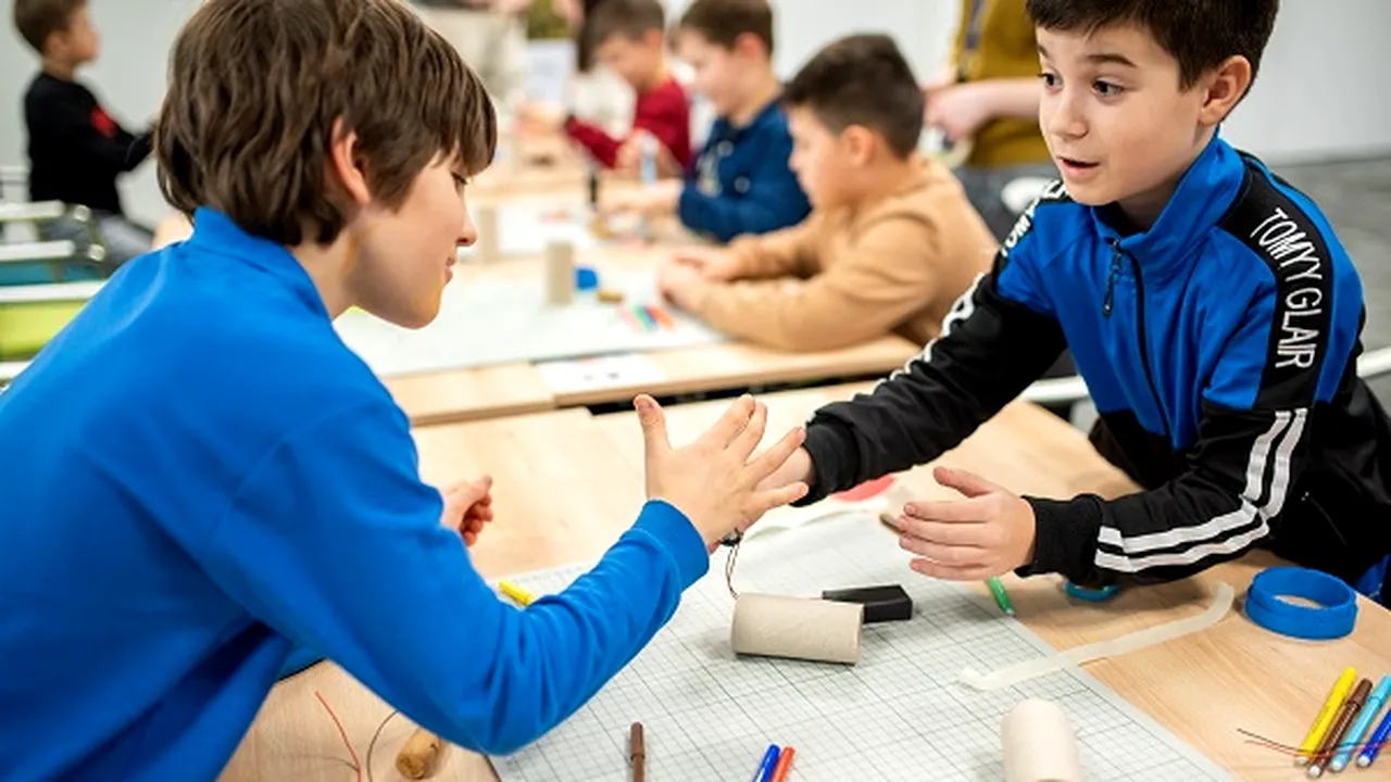 Emerson SRL şi centrul educaţional Qub anunţă un parteneriat strategic 