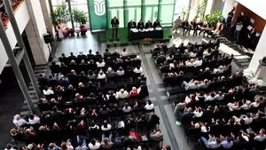 Cluj: Vicepremierul Ungariei, Sjemjen Zsolt, a inaugurat sediul unei facultăţi private maghiare