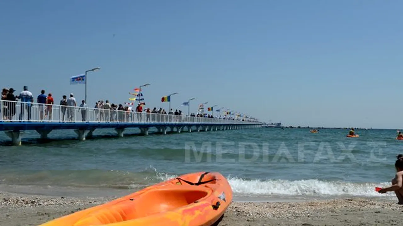 Pasarela din Mamaia a fost inaugurată. Radu Mazăre, apariţie spectaculoasă la festivitate - GALERIE FOTO
