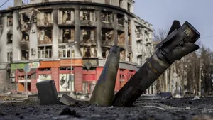 Ruşii luptă să încercuiască Bahmut. Oraşul strategic nu cedează în faţa invadatorilor