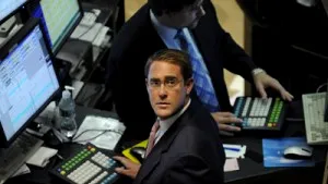 Intl Fincl Turmoil To Cause Layoffs In Romania - Businessmen