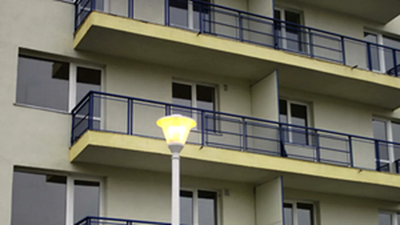 Ipotecă bancară de rang I asupra caselor garantate de stat, interdicţie de vânzare pe 5 ani