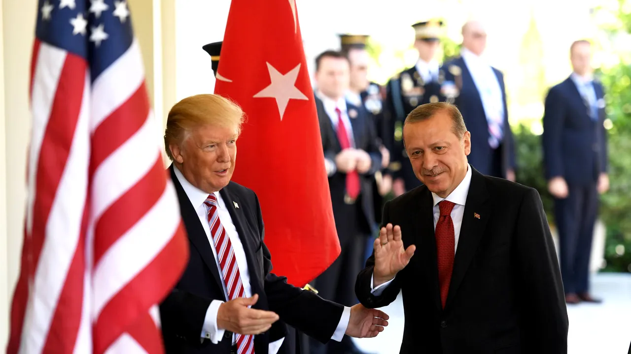Donald Trump neagă că a permis ofensiva Turciei în Siria: PKK este un pericol mai mare decât reţeaua teroristă Stat Islamic