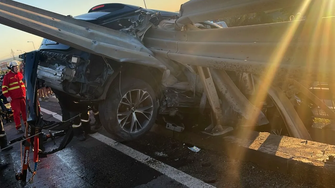 Ploieşti: Un bărbat a murit după ce a lovit cu maşina glisiera ce separă sensurile pe DN 1