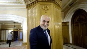 Varujan Vosganian: Să convenim că Rareş Bogdan vorbeşte prea mult. Deunăzi a anunţat că premierul Orban va demisiona în luna februarie