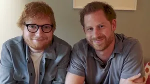 Inedit: Roşcaţii Ed Sheeran şi prinţul Harry s-au asociat pentru o campanie pentru sănătatea mintală
