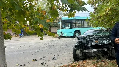 NEWS ALERT Grav accident în Craiova. A fost implicat un autobuz cu 20 de persoane. Autoritățile au activat planul roșu de intervenție